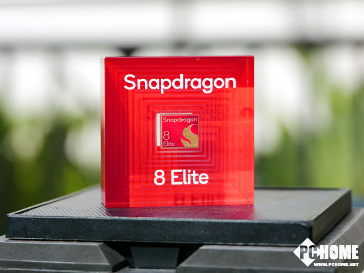 小米15 Ultra影像两开花 骁龙8至尊版单走一路(图2)