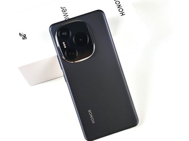 荣耀Power评测：轻户外神器 续航通信双突破(图20)