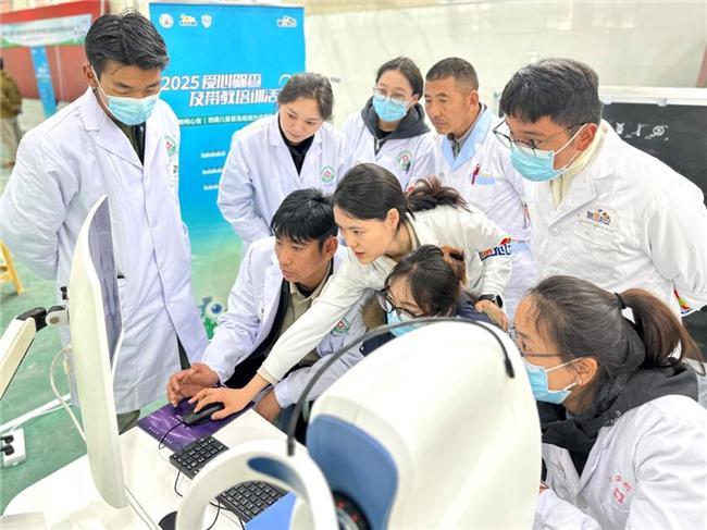 “睛”彩六一：“眼明心安”项目再赴西藏守护儿童眼健康(图8)