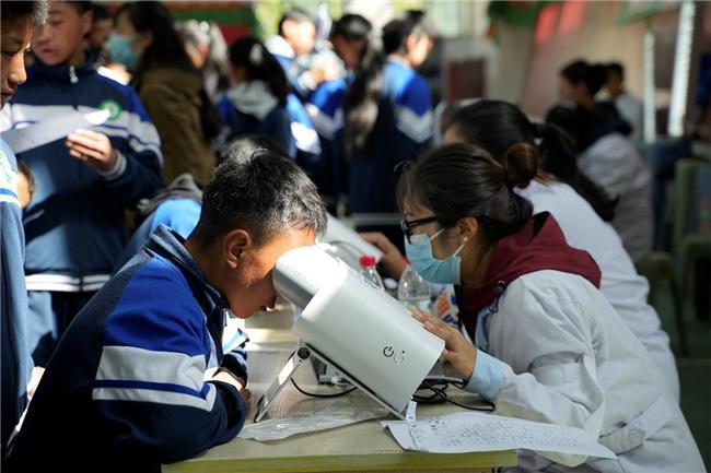 “睛”彩六一：“眼明心安”项目再赴西藏守护儿童眼健康(图5)
